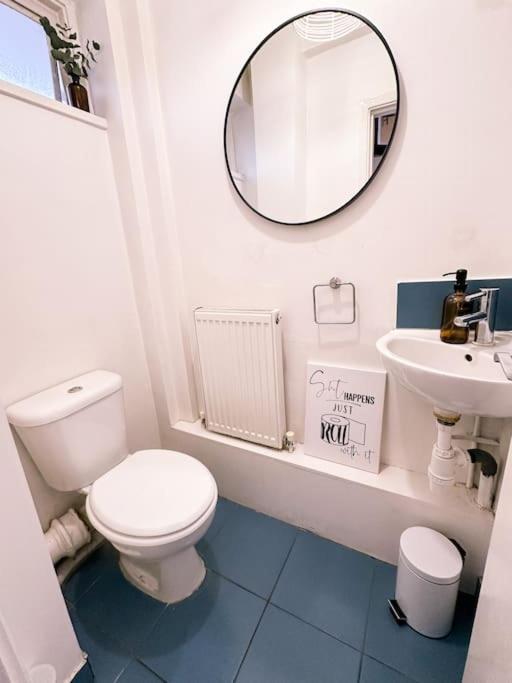 Bright & Spacious Split Level Flat In Kennington London Exteriör bild