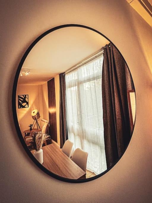 Bright & Spacious Split Level Flat In Kennington London Exteriör bild